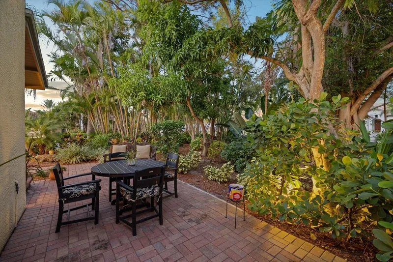 601 MENENDEZ STREET, VENICE, FL 34285, Venice, Florida, United States. - Photo 47