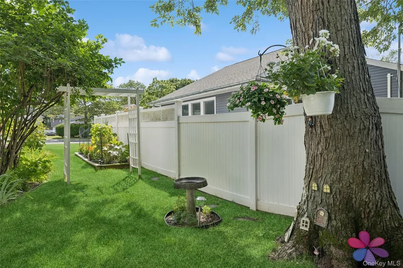 34 MOREWOOD DRIVE, Smithtown, New York, United States. - Photo 37