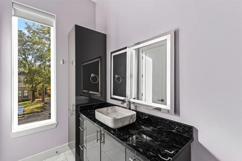 14002 Woodthorpe Lane, Houston, Texas, United States. - Photo 32