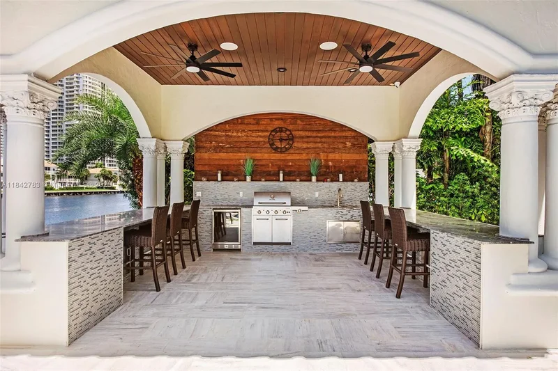 498 N Parkway Pkwy, Golden Beach, Florida, United States. - Photo 78