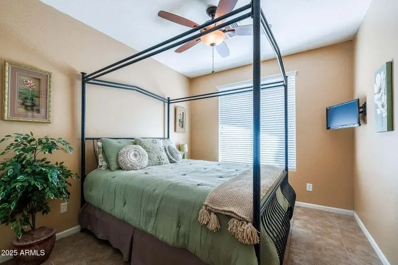 15850 W Mercer Ln, Surprise, AZ 85379, Surprise, Arizona, United States. - Photo 15
