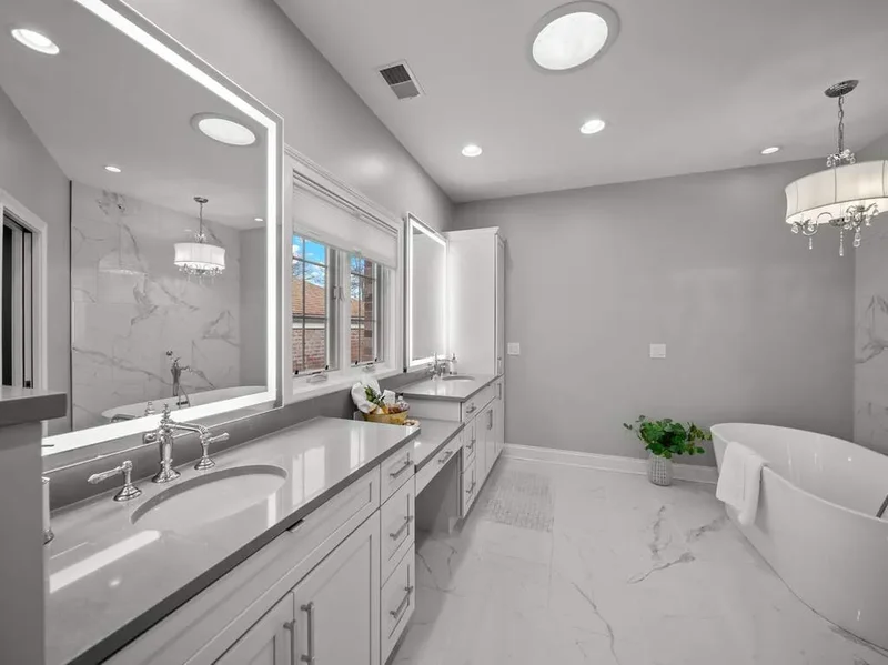 6732 N. East Prairie Road, Lincolnwood, IL, 60712, USA, Lincolnwood, Illinois, United States. - Photo 33