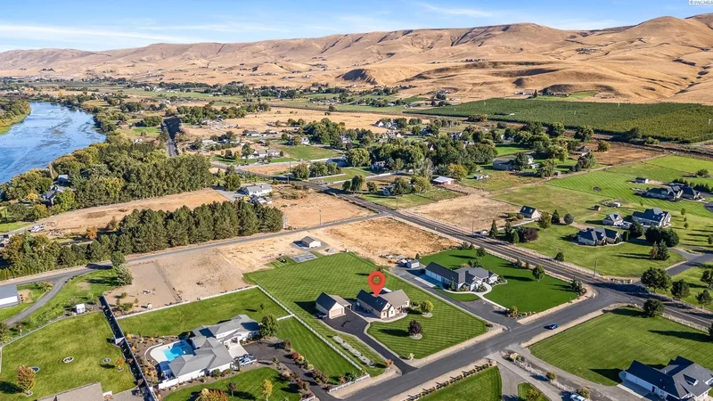17305 S Lanell Dr, Prosser, WA 99350, Prosser, Washington, United States. - Photo 43