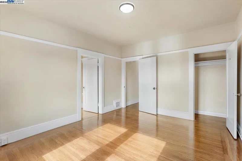 629 Santa Clara Ave., Alameda, California, United States. - Photo 35