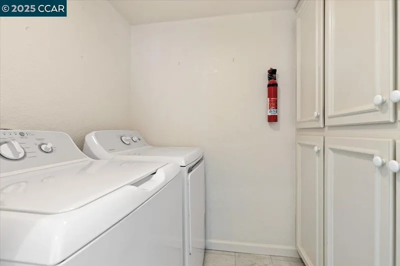 1875 Lamplight Ct, Walnut Creek, California, United States. - Photo 43