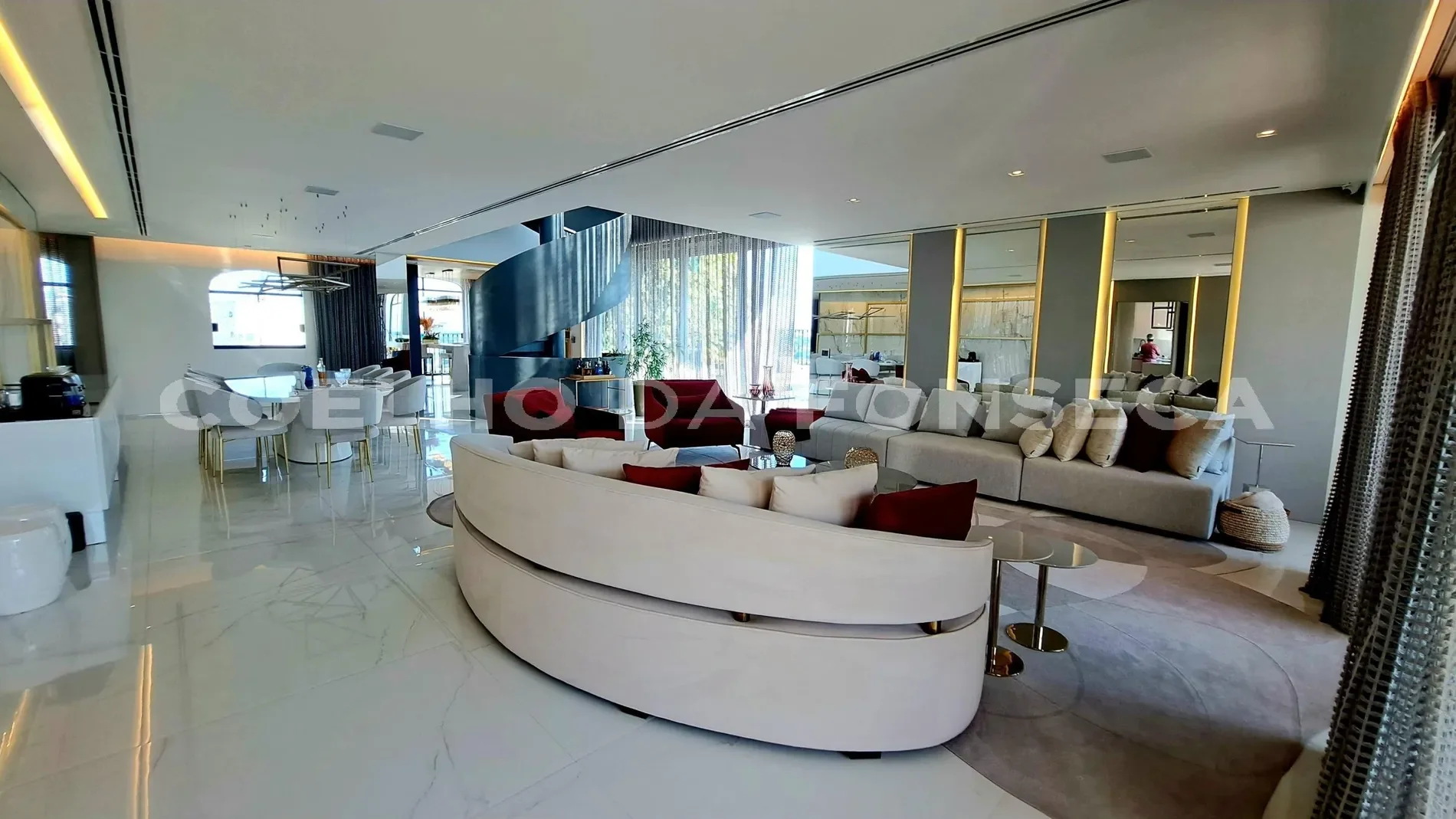 Gallery photo 12