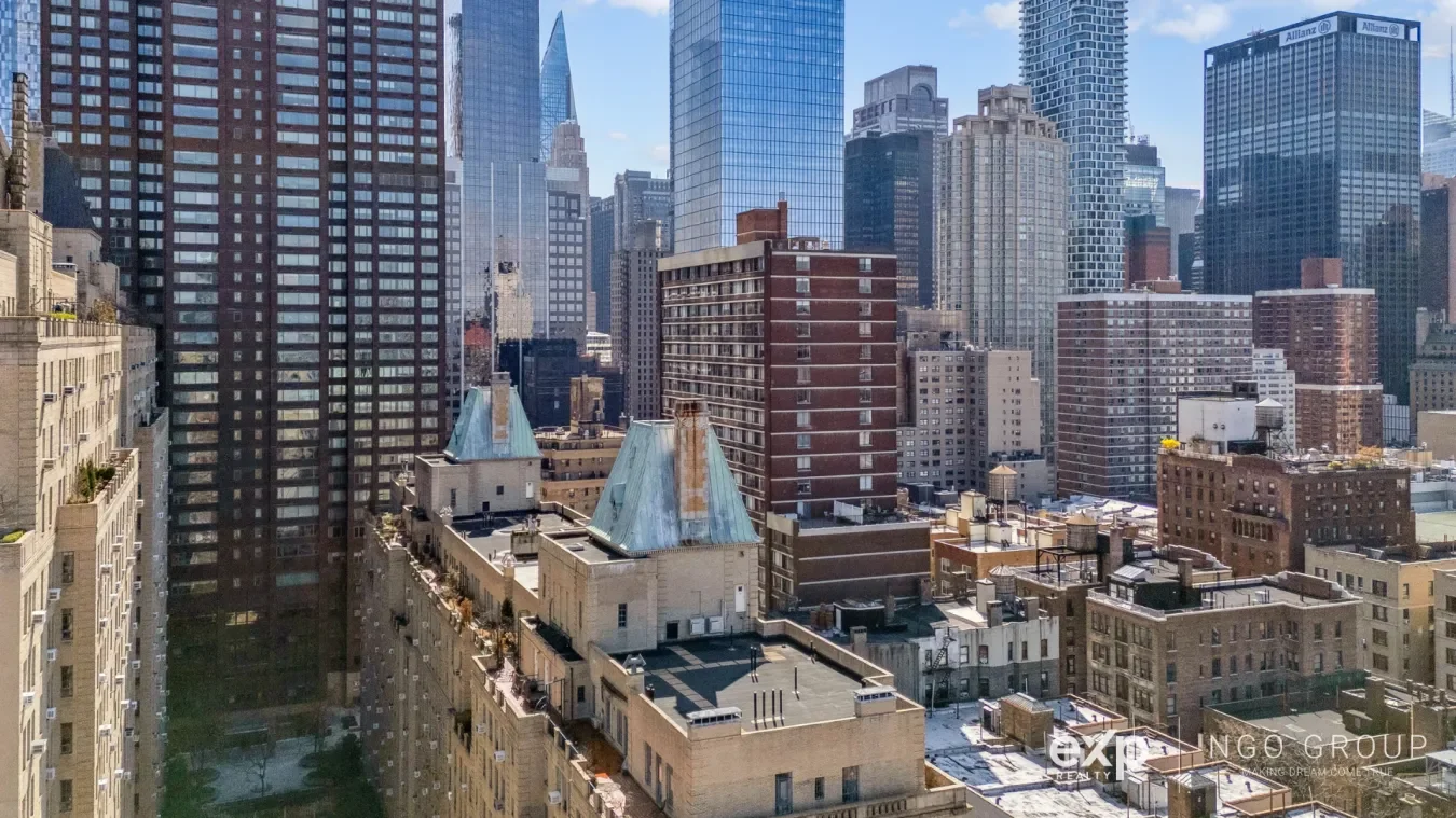 353 West 56 street, New York, New York, United States. - Photo 18