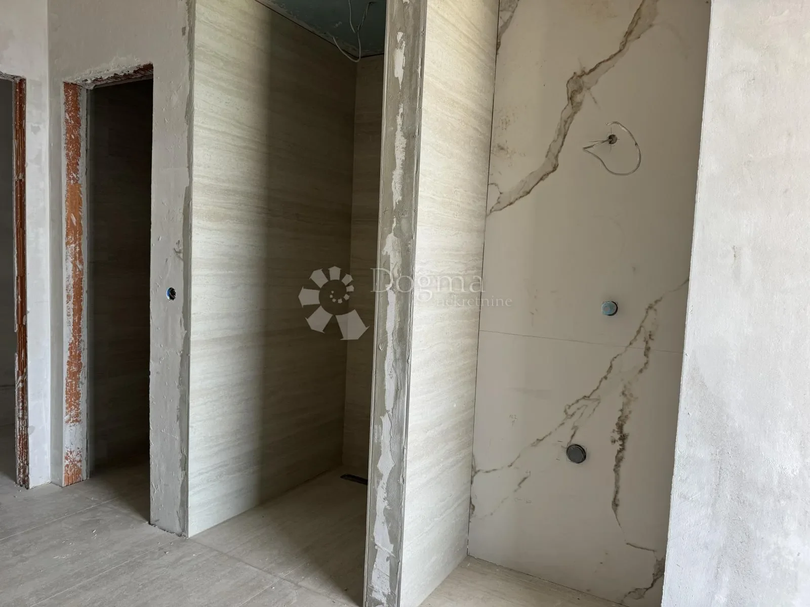 Gallery photo 1
