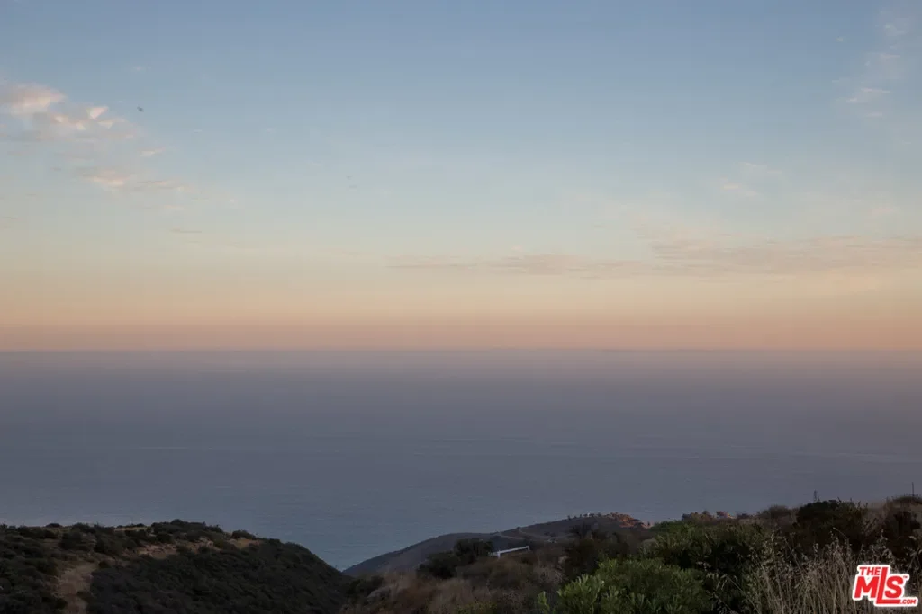 9950 COTHARIN Road, Malibu, California, United States. - Photo 33