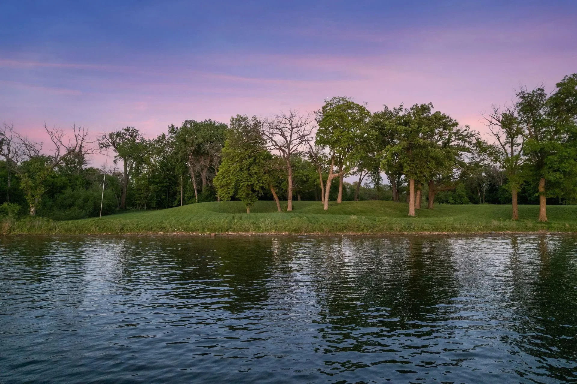 555 Bushaway Road, Wayzata, MN 55391, Wayzata, Minnesota, United States. - Photo 4