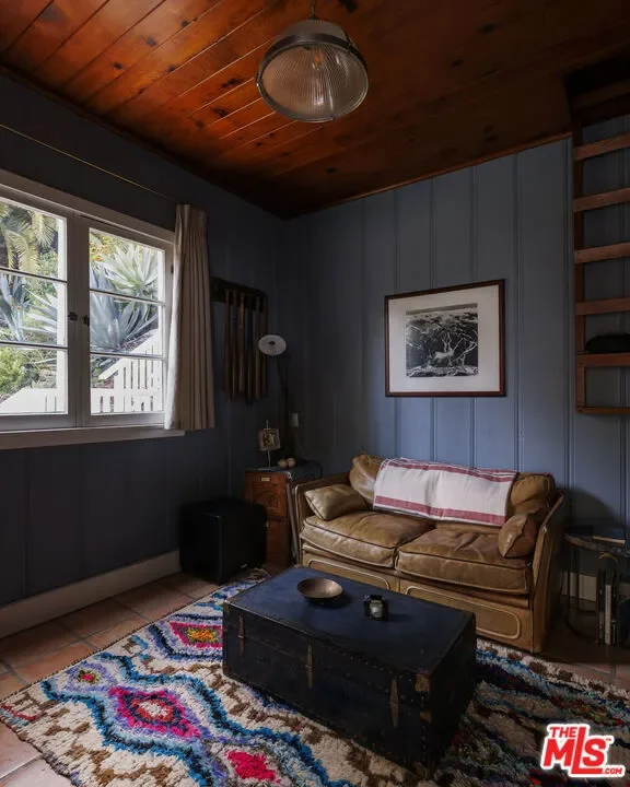 659 E Channel Road, Santa Monica, California, United States. - Photo 1
