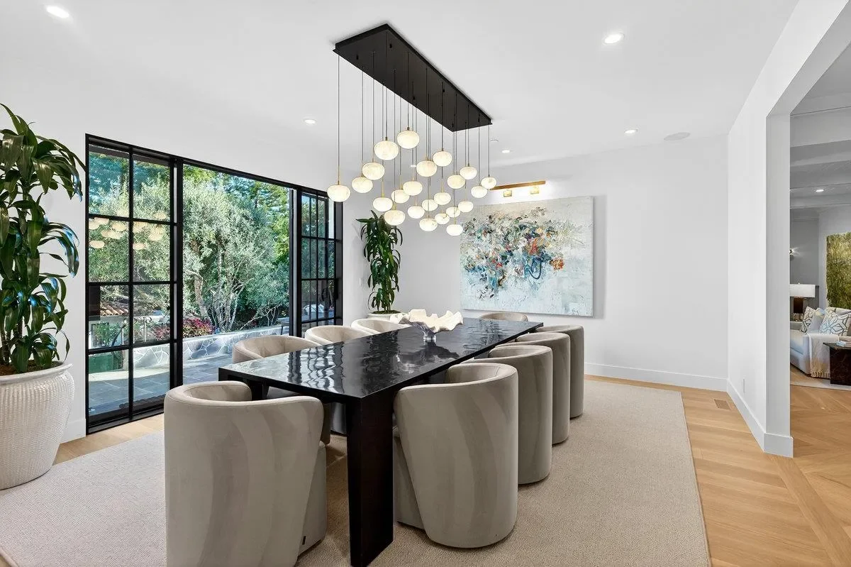 729 Chiltern Road, Hillsborough, CA 94010, Burlingame, California, United States. - Photo 2