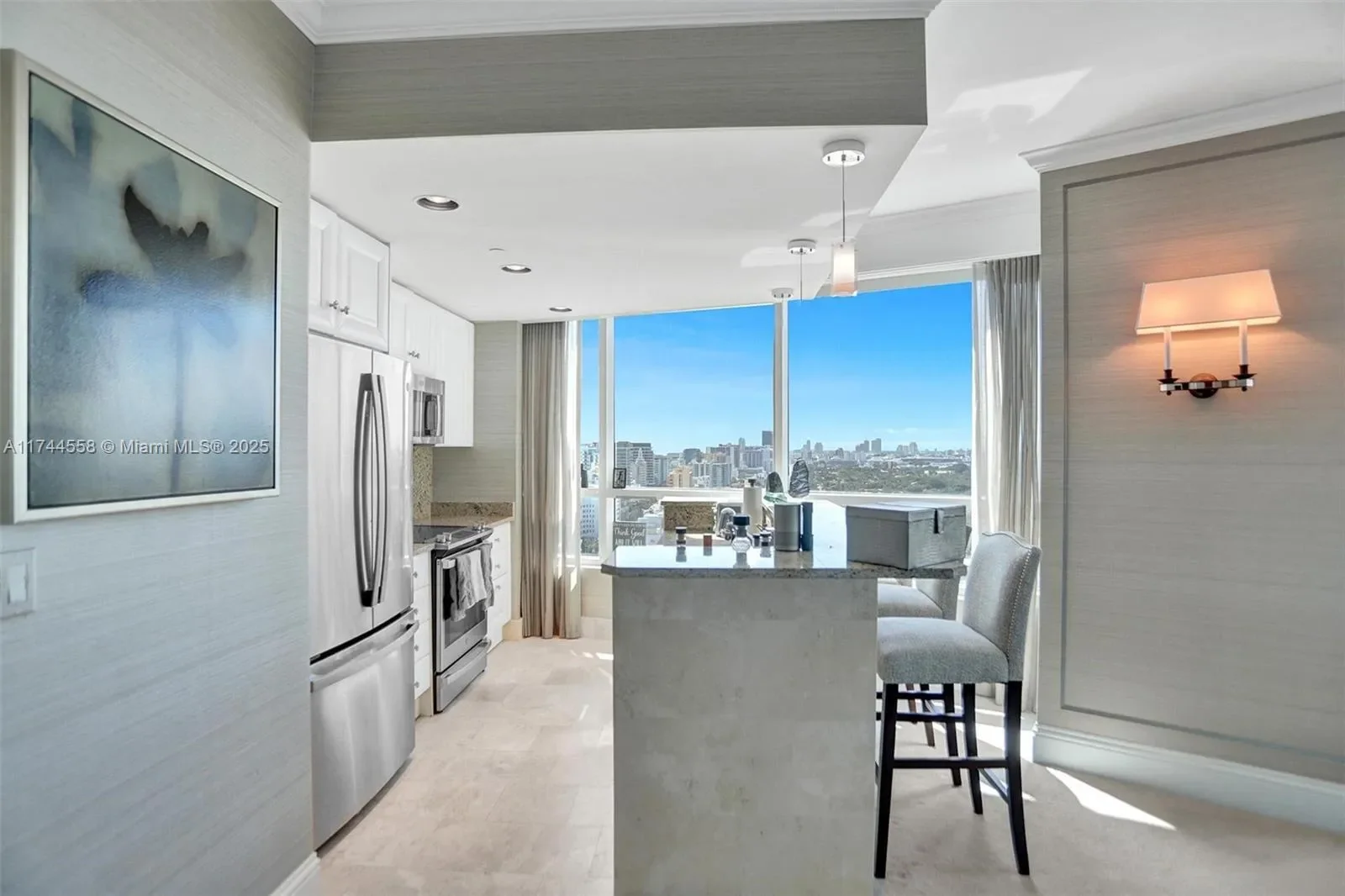 4401 Collins Ave 2114/2116, Miami Beach, Florida, United States. - Photo 11