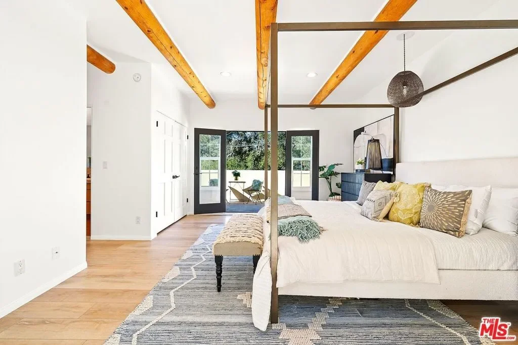 25648 Timpangos Drive, Hidden Hills, California, United States. - Photo 3
