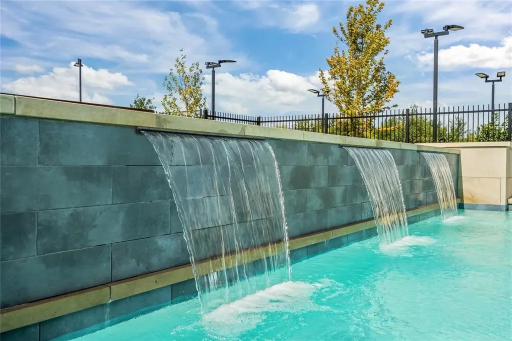 9728 Latour Court, Fort Worth, Texas, United States. - Photo 6