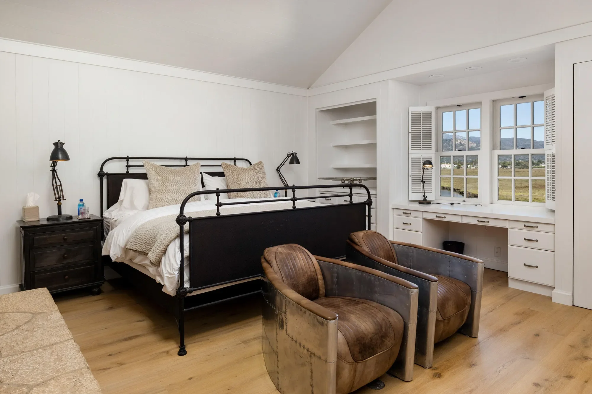 571 Sand Point Road, Carpinteria, California, United States. - Photo 11