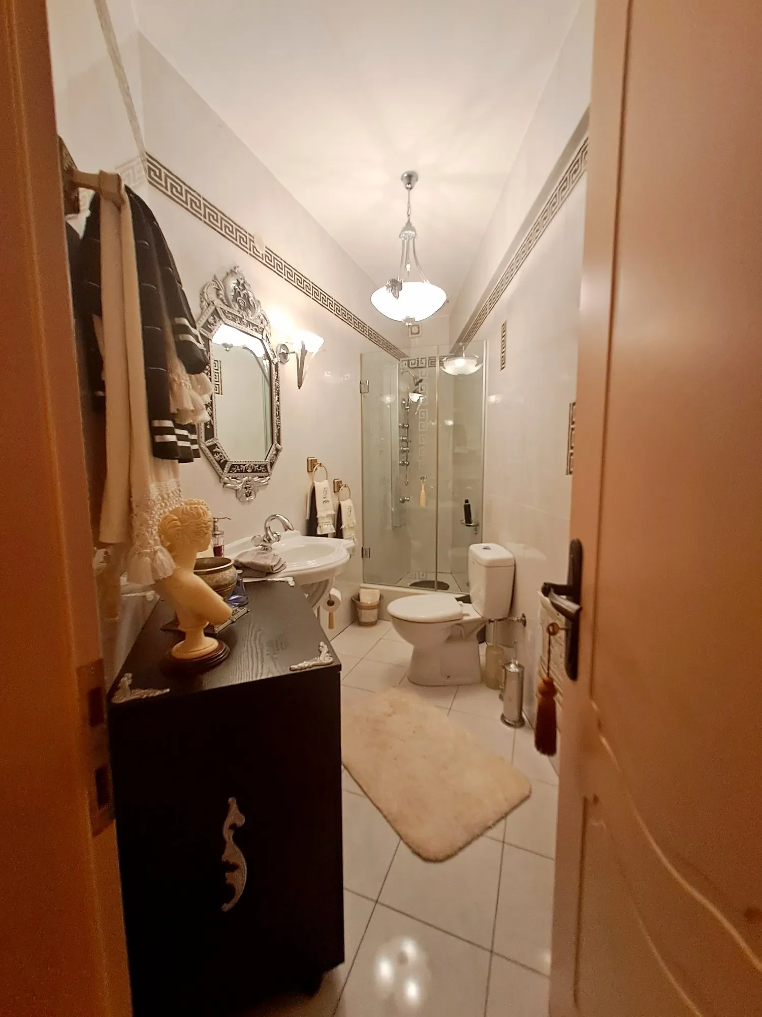 Gallery photo 3
