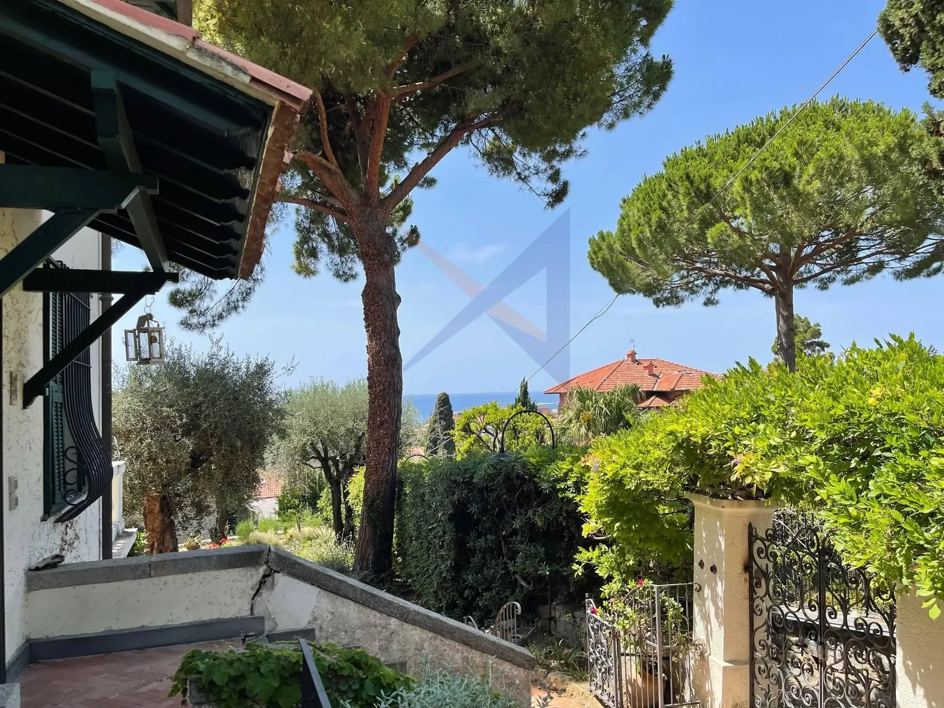 Bordighera, Liguria, Italy. - Photo 27
