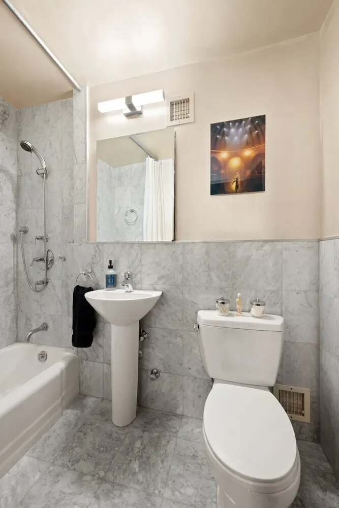 Chelsea Lane, 16 W 16TH ST, New York, New York, United States. - Photo 1