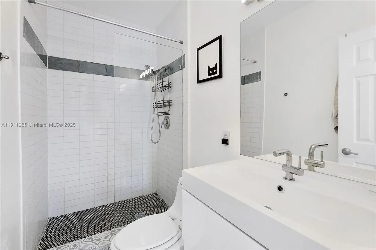 9049 Dickens Ave, Bal Harbour, Florida, United States. - Photo 13