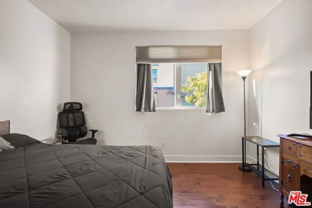 25 Delancy, Irvine, California, United States. - Photo 8