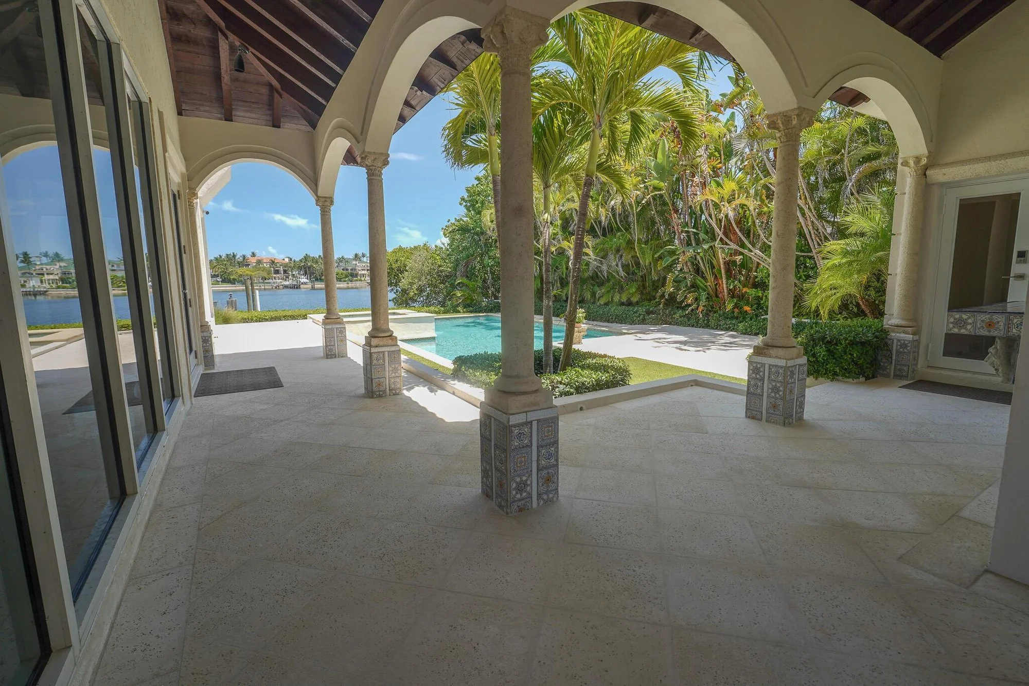 1690 Lands End Road, Lantana, Florida, United States. - Photo 12