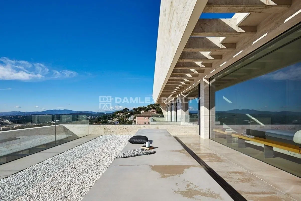 Exterior photo 10