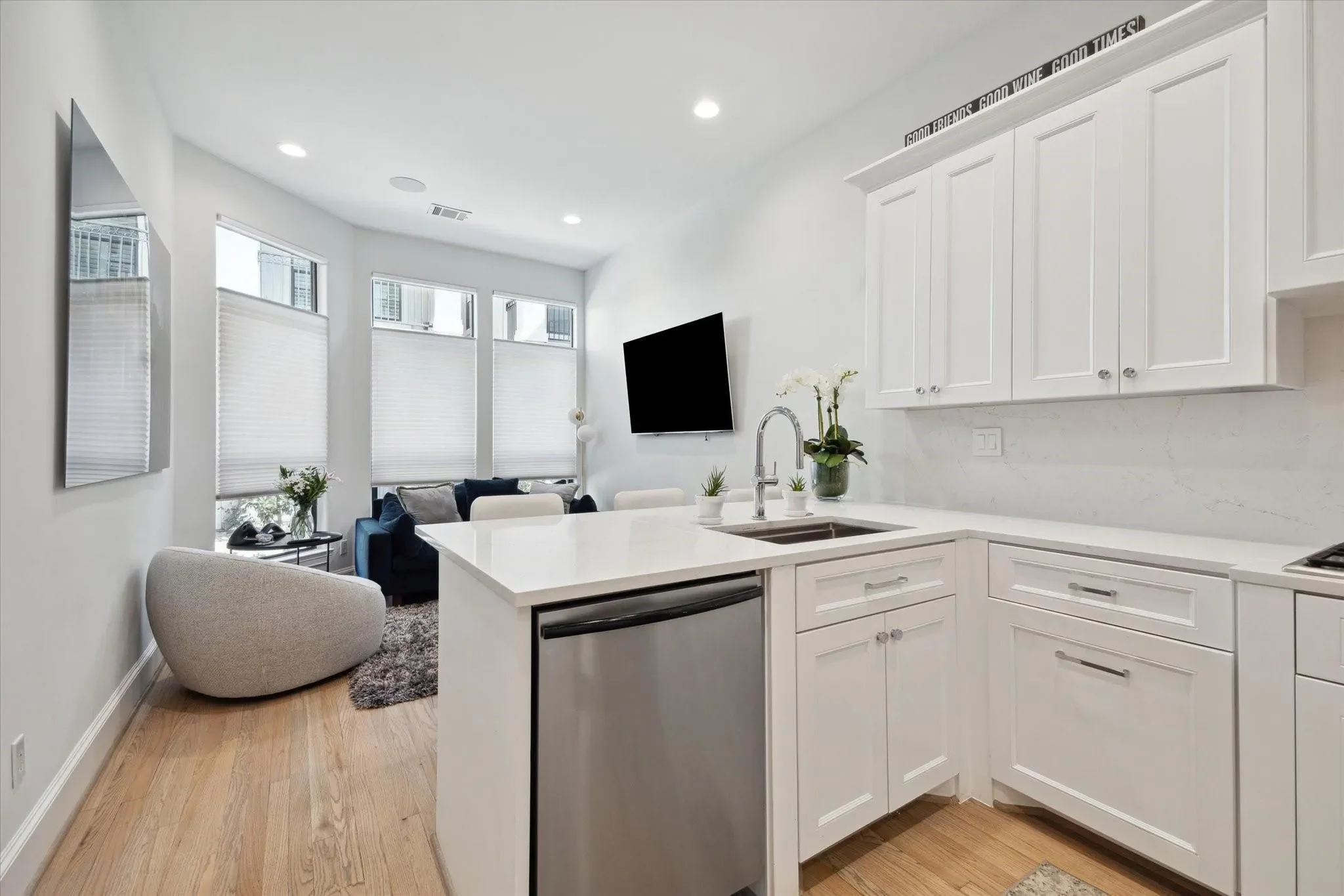 2911 Mid Lane, Houston, Texas, United States. - Photo 13
