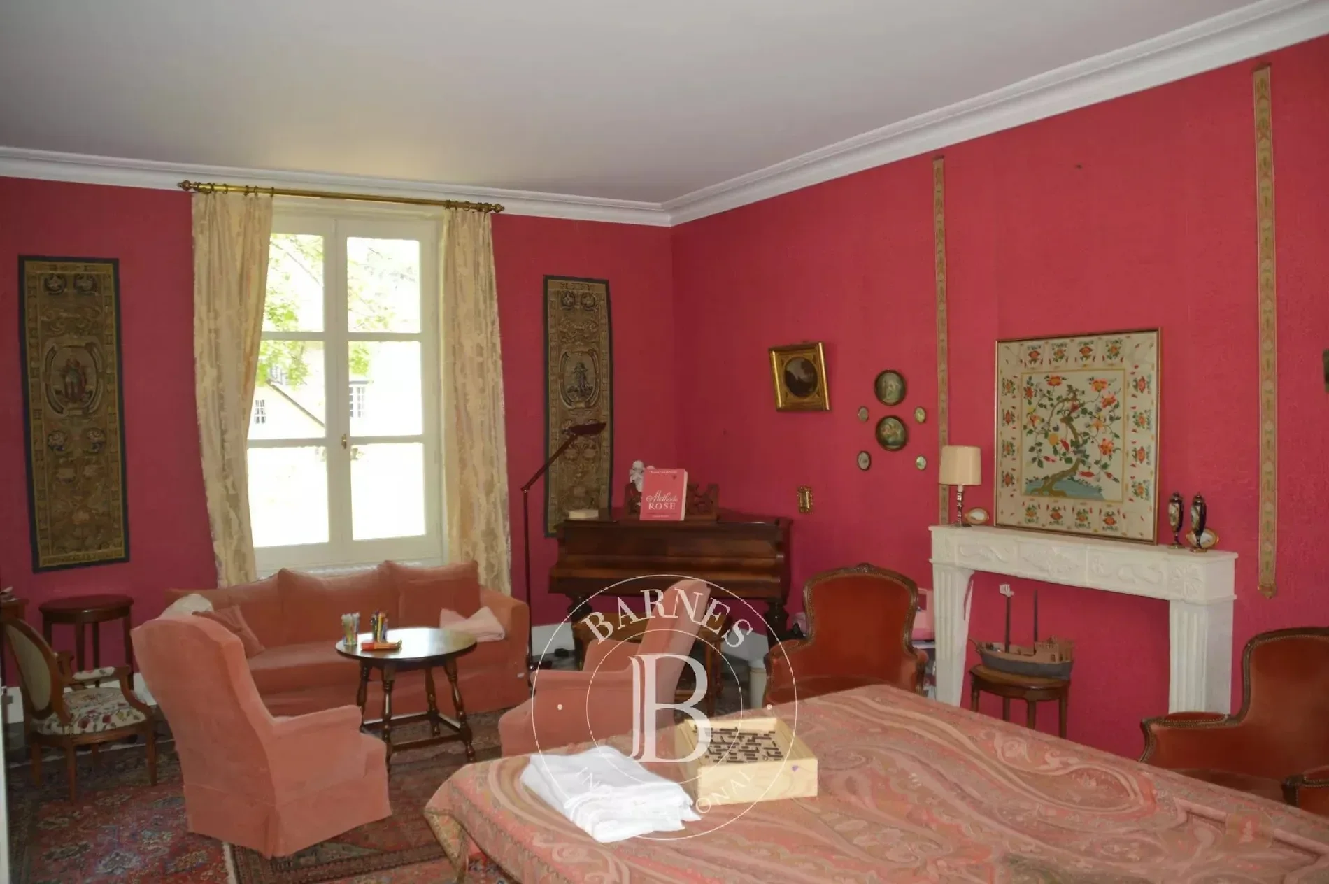 Gallery photo 2