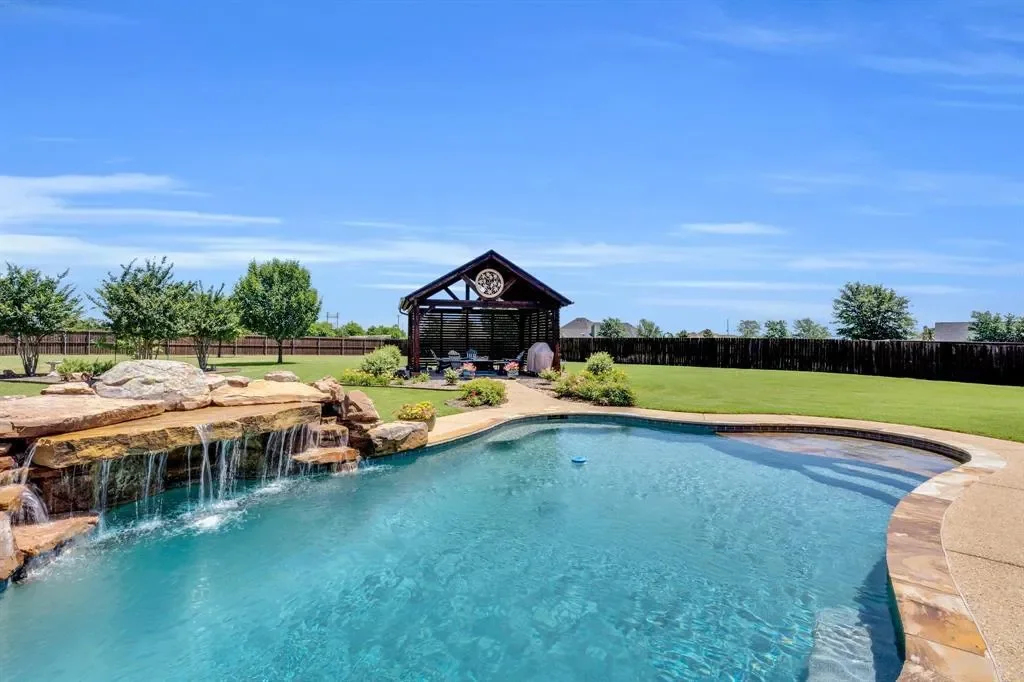5631 Limestone Lane, Midlothian, TX 76065, Midlothian, Texas, United States. - Photo 25