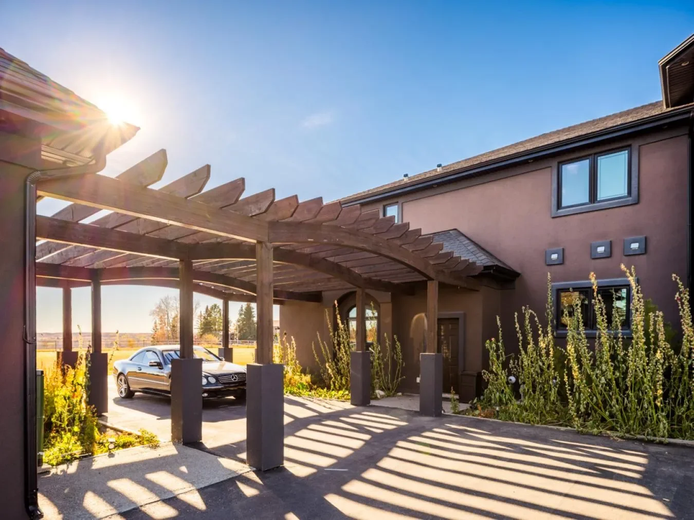 33009 Mountain Glen View, Cochrane, Alberta, Canada. - Photo 1