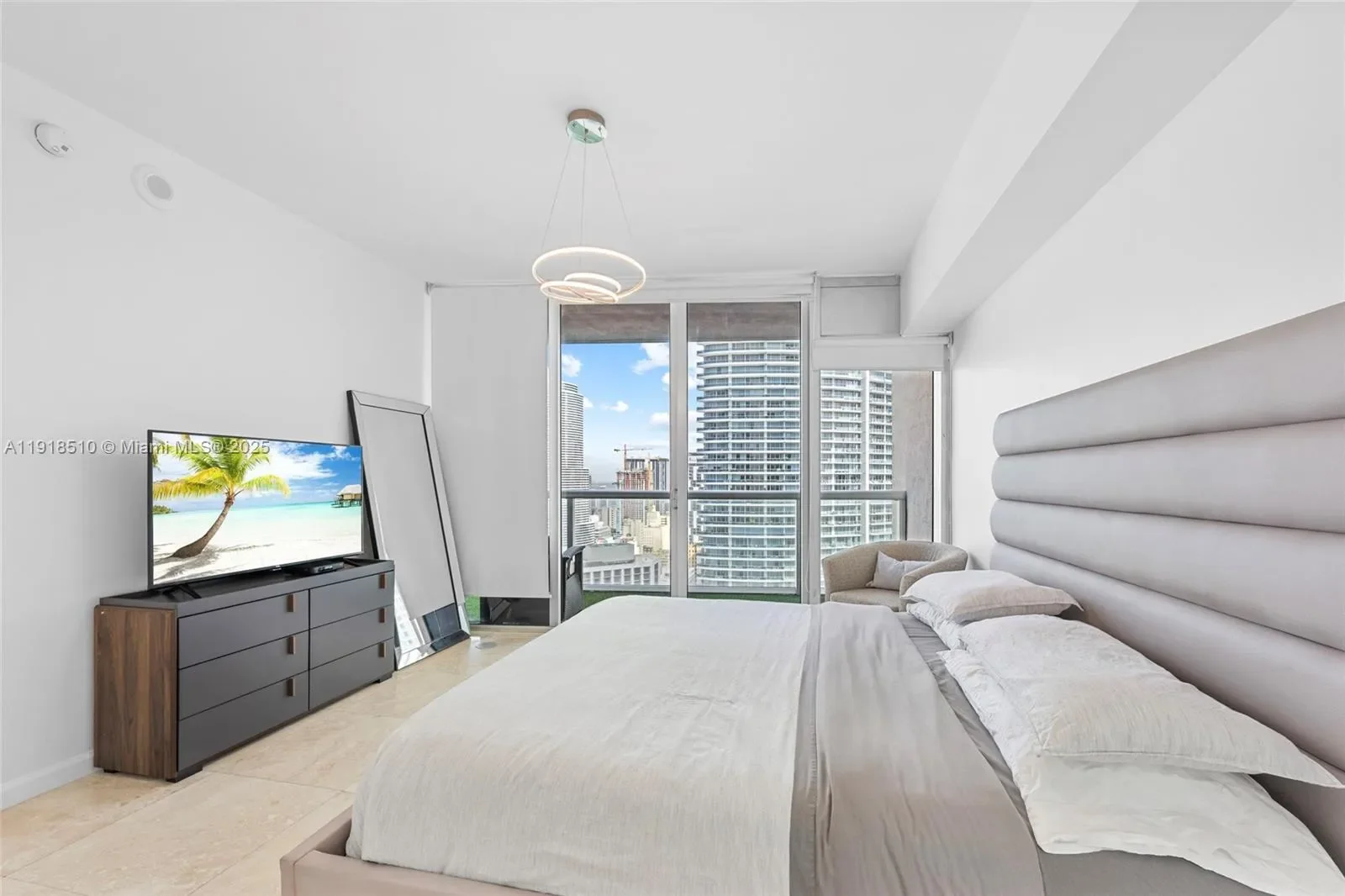 485 Brickell Ave 3503, Miami, Florida, United States. - Photo 21