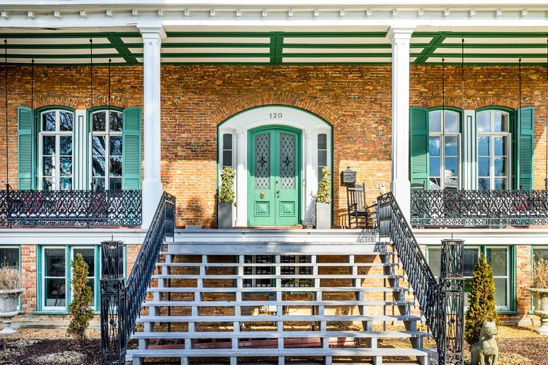 120 W King Street , Edenton, NC 27932, Edenton, North Carolina, United States. - Photo 2