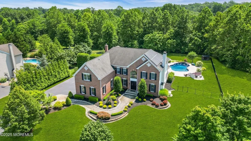 11 Brian Court, Farmingdale, New Jersey, United States. - Photo 42