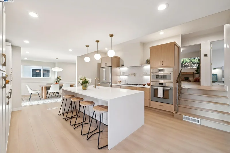 201 Amherst Ave, Berkeley, California, United States. - Photo 10