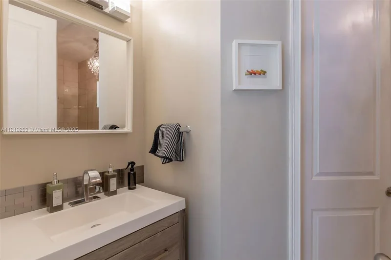 9532 SW 124th Ter, Miami, Florida, United States. - Photo 14