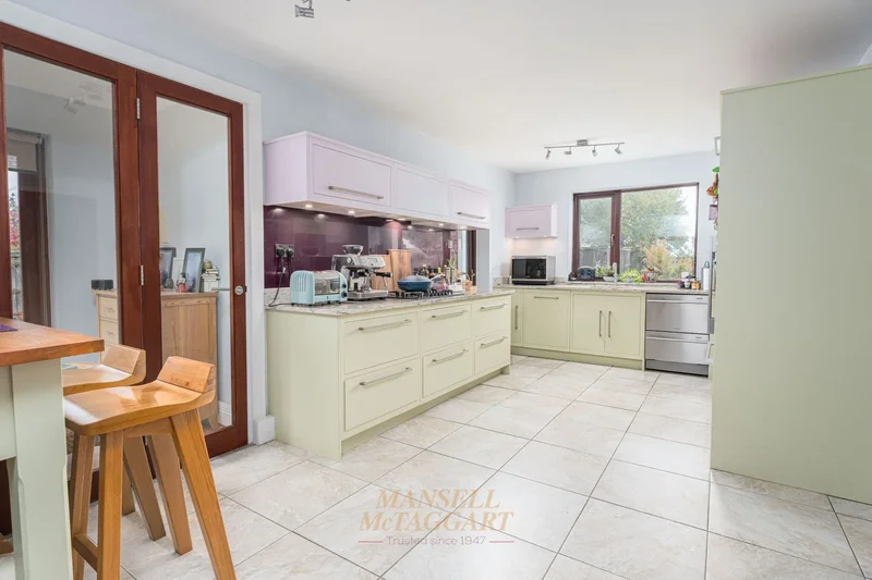 Glenariff Burleigh Lane, Crawley Down, Crawley, RH10 4LF, Crawley Down, England, United Kingdom. - Photo 4