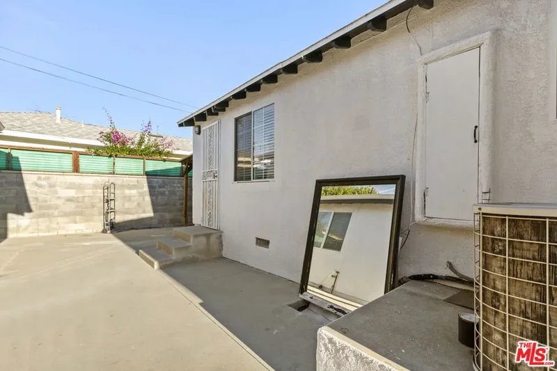 13691 Kelowna Street, Los Angeles, California, United States. - Photo 26