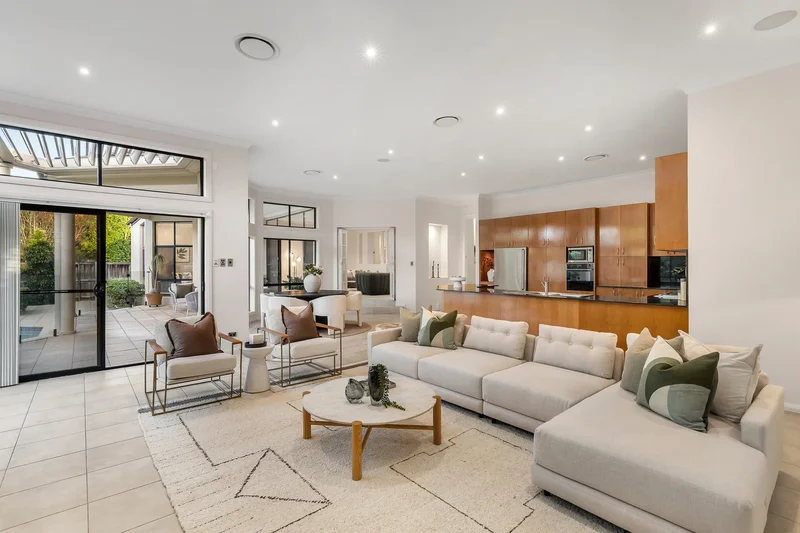 16 Carrbridge Drive Castle Hill, Sydney, NSW 2154, Sydney, New South Wales, Australia. - Photo 14