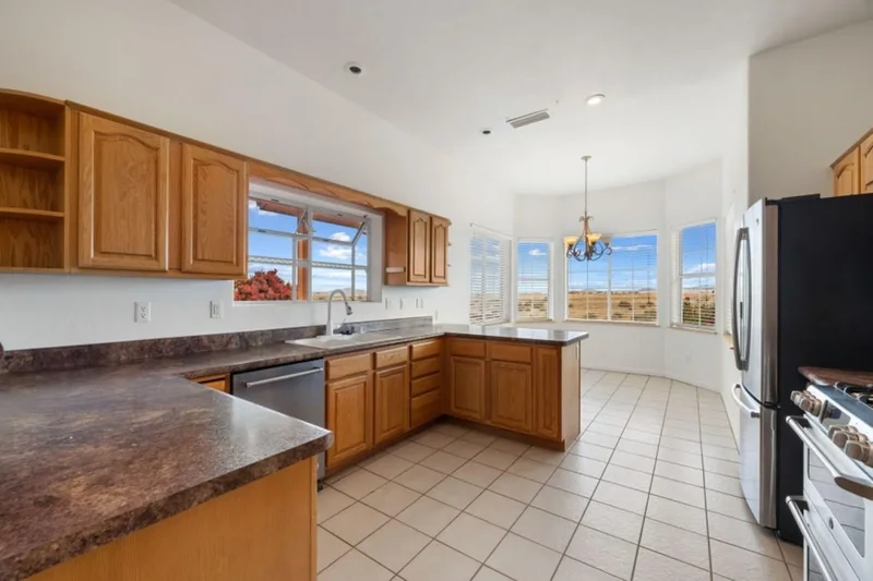 9724 E Superstition Drive , Prescott Valley, AZ 86314, Prescott Valley, Arizona, United States. - Photo 14