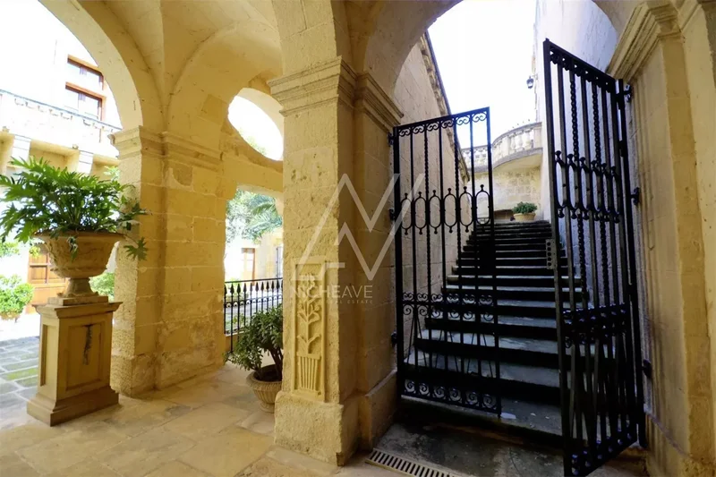 Qormi, Malta. - Photo 15