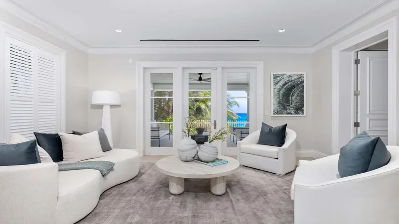 2315 S Ocean Boulevard, Palm Beach, Florida, United States. - Photo 26