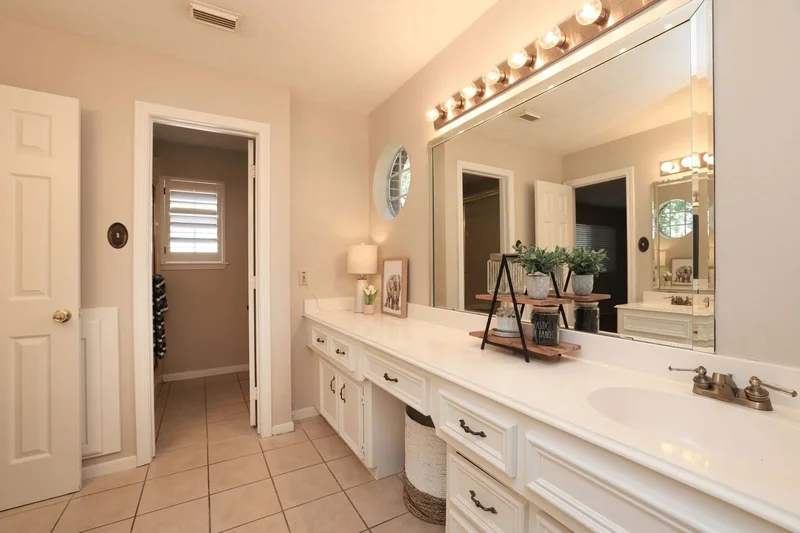 16107 Abberton Hill Drive, Spring, TX 77379, Spring, Texas, United States. - Photo 16