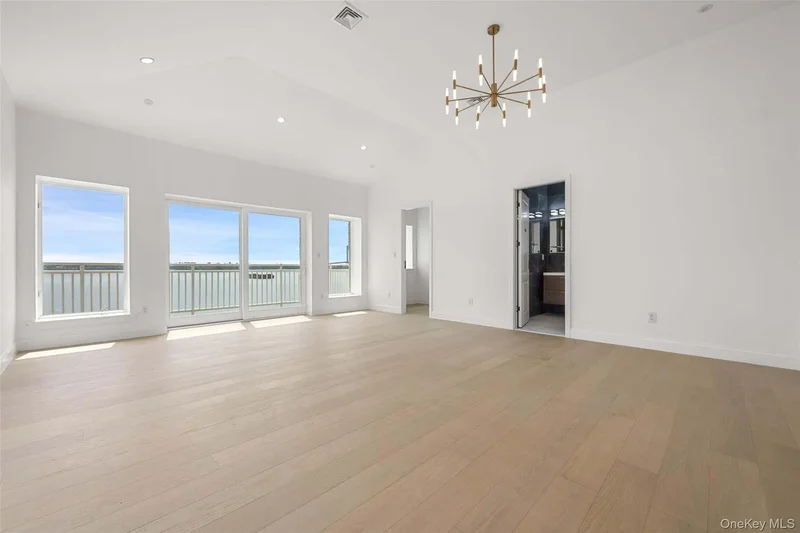 4 Angelas Place #1, Bronx, NY 10465, New York, New York, United States. - Photo 32