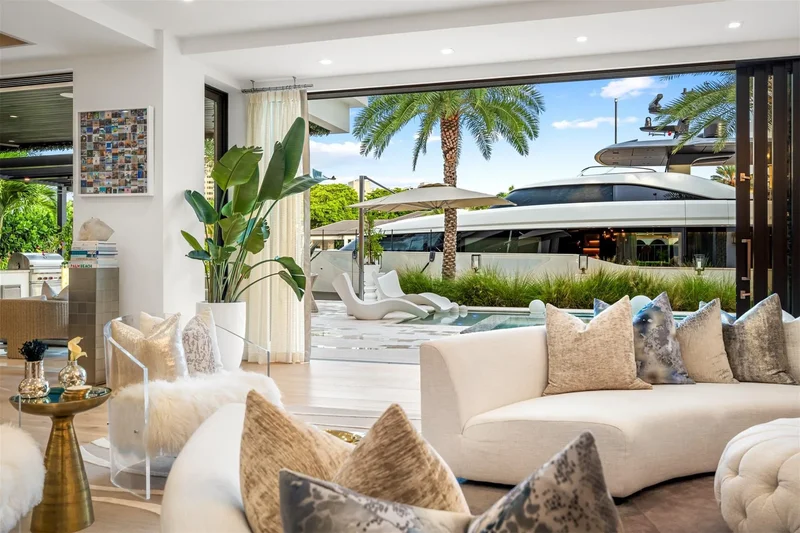 70 Isla Bahia Dr, Fort Lauderdale, Florida, United States. - Photo 31