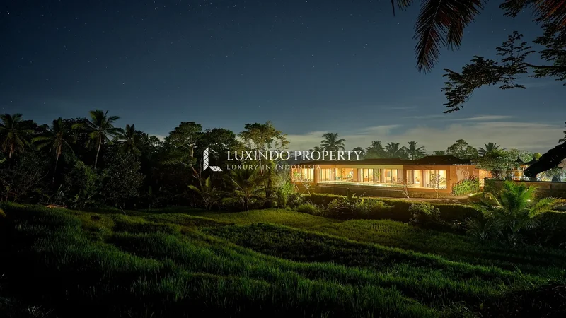 TAMPAK SIRING - 5 BEDROOM MINIMALIST VILLA FOR LEASE