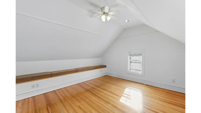 255-10 Iowa Road, New York, New York, United States. - Photo 9