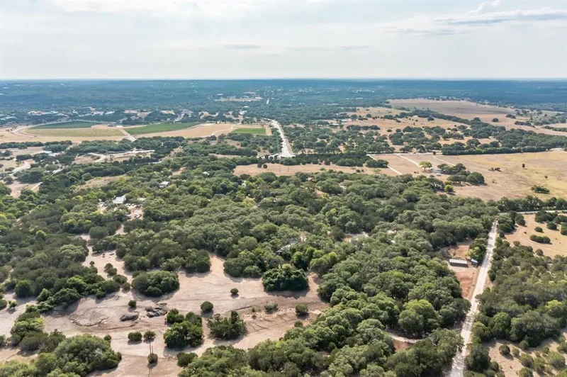 15273 FM 150 Highway W, Driftwood, TX 78619, Driftwood, Texas, United States. - Photo 8