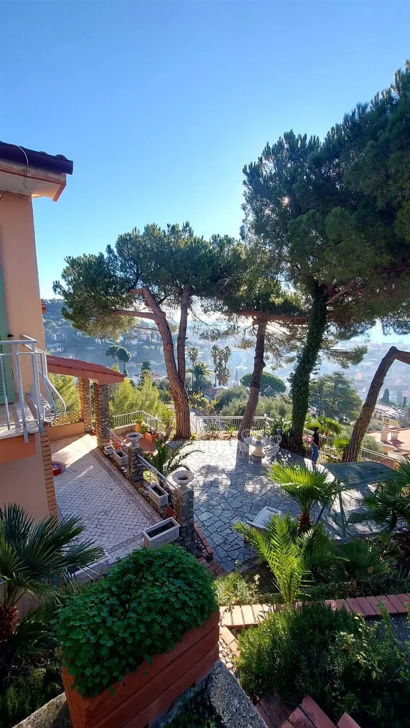 Bordighera, Liguria, Italy. - Photo 10