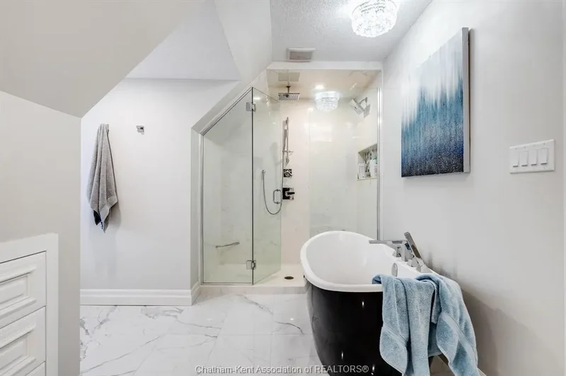 877 CHARING CROSS Road, Chatham, ON N7M 5H3, Chatham, Ontario, Canada. - Photo 31